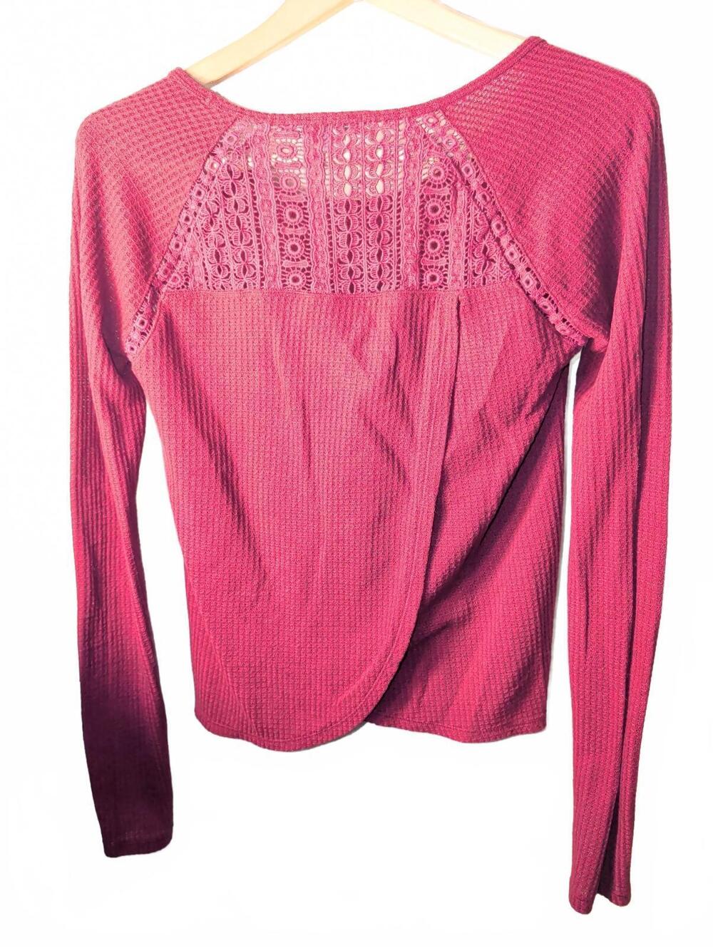 Lucky Brand Long Sleeve Waffle Knit Top Lace Womens Size Small Burgundy Red Fall - Picture 3 of 8